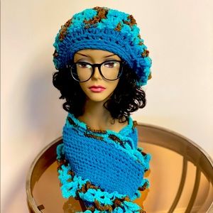 Blanket style infinity scarf set